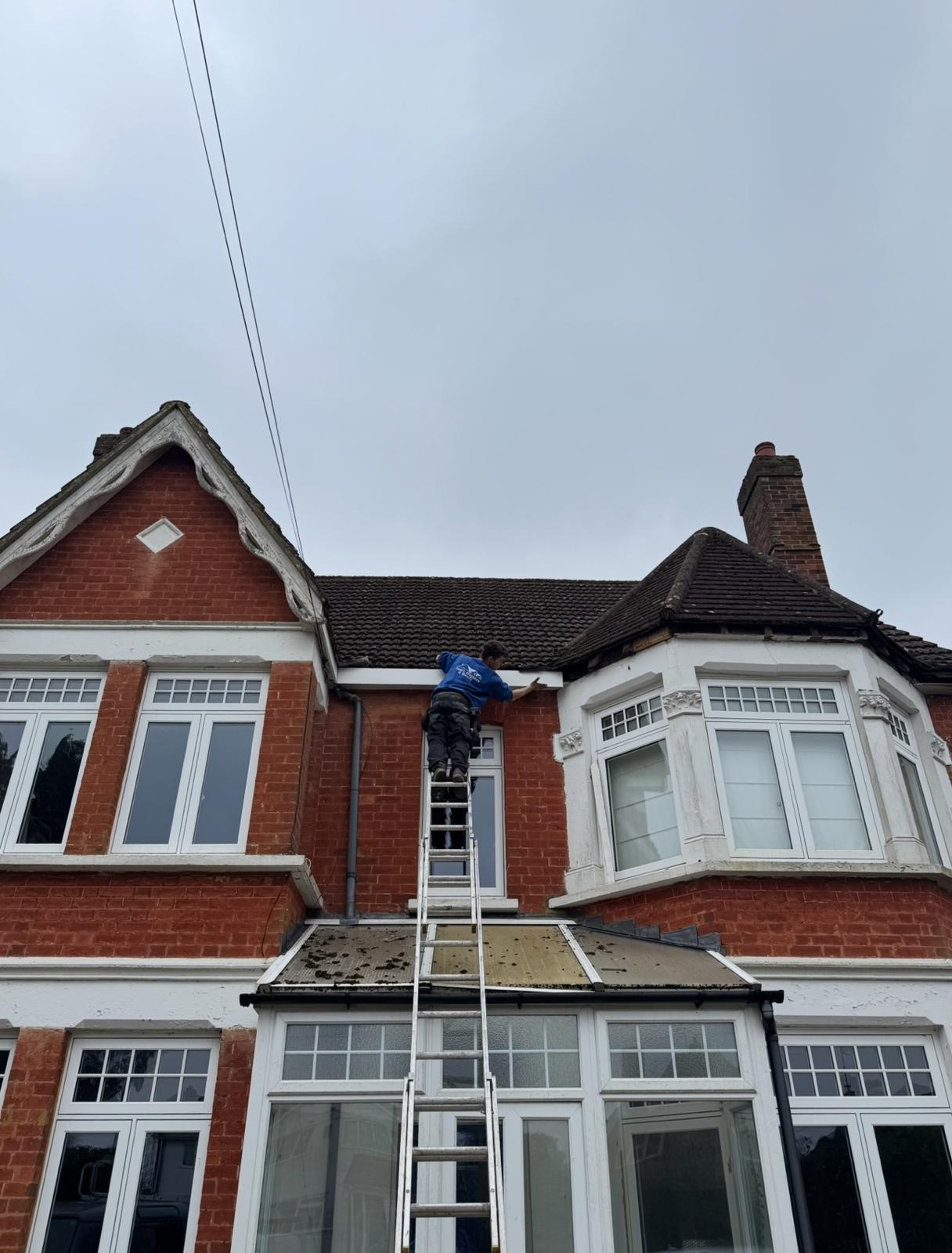 Why Spring Is the Best Time for Gutter Cleaning and Roof Maintenance